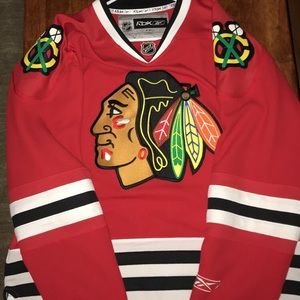 Red Blackhawks jersey